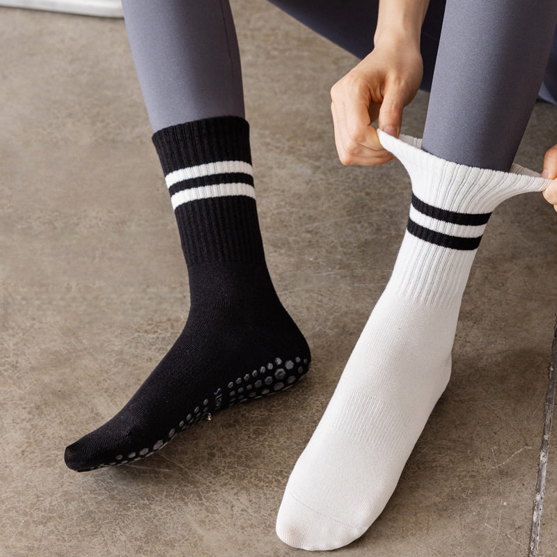 Women Non Slip Yoga Socks, Gri - No Show Sock Women avis et prix